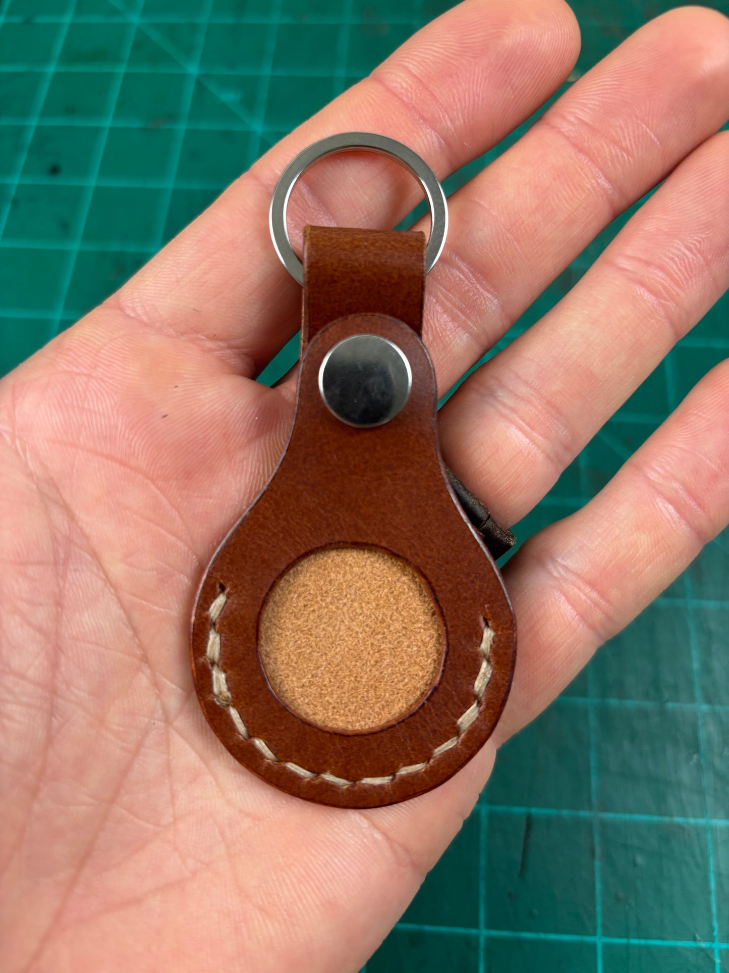 AirTag Keychain - Chestnut